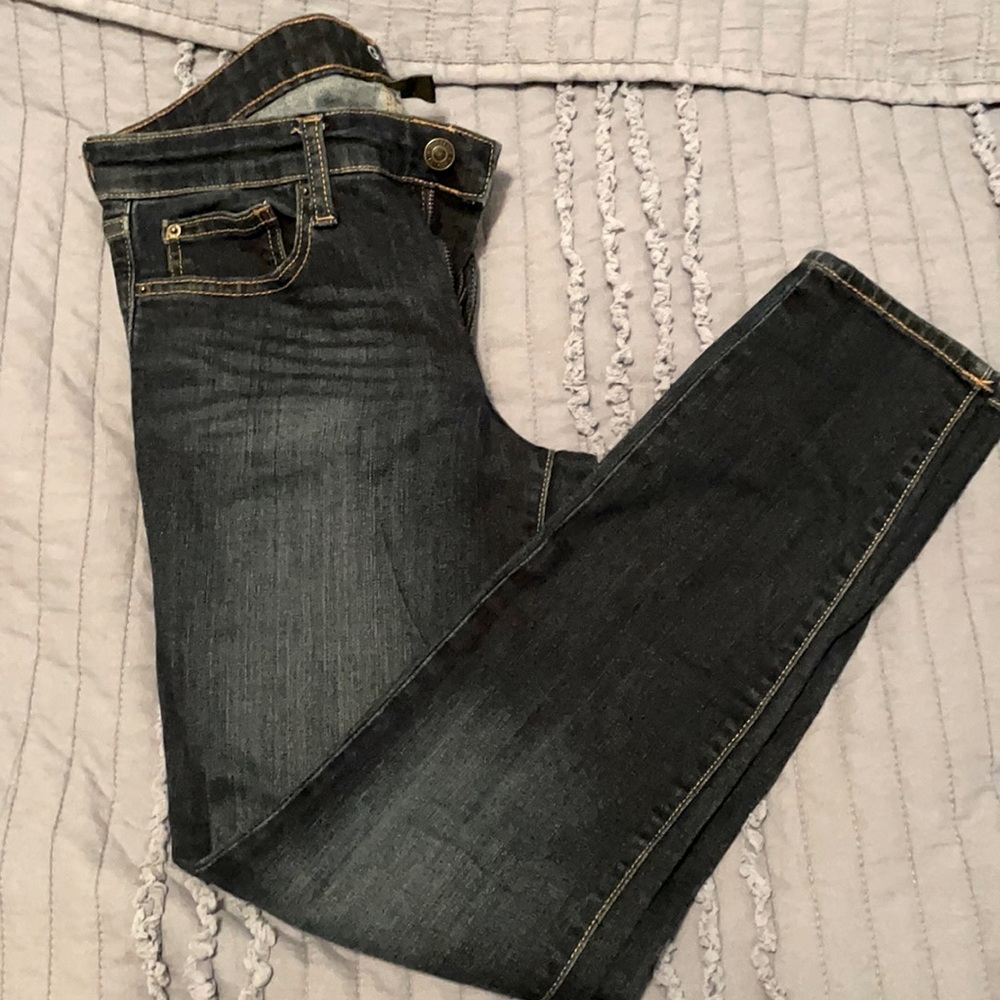 Gap dark rinse nondistressed jeans